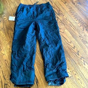 XL sport essentials ski pants men’s some scuffing on bottom of left cuff